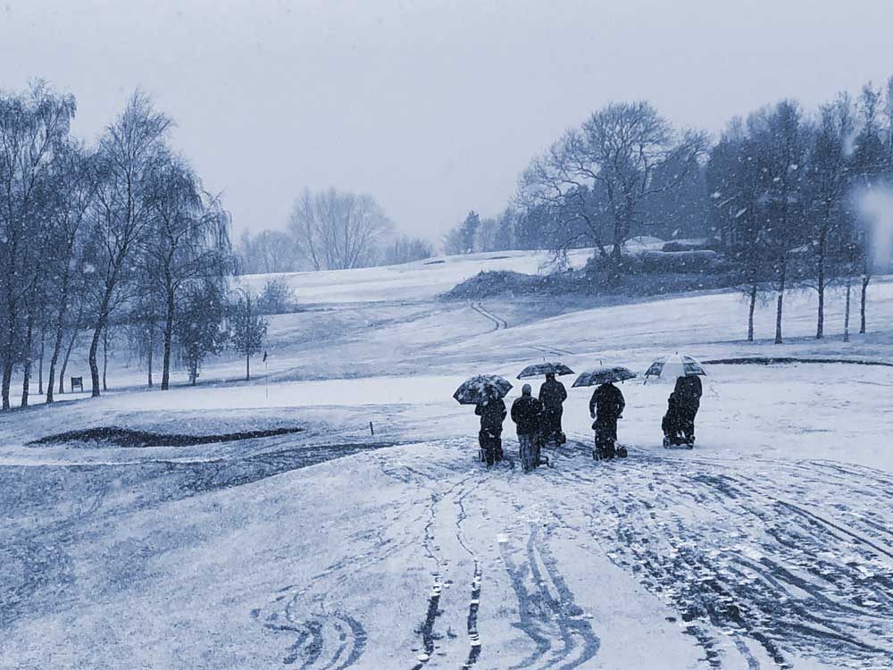 Winter golf winter league